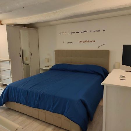 Apartamento Il Geco Nápoles Exterior foto