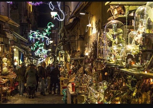 Apartamento Il Geco Nápoles Exterior foto