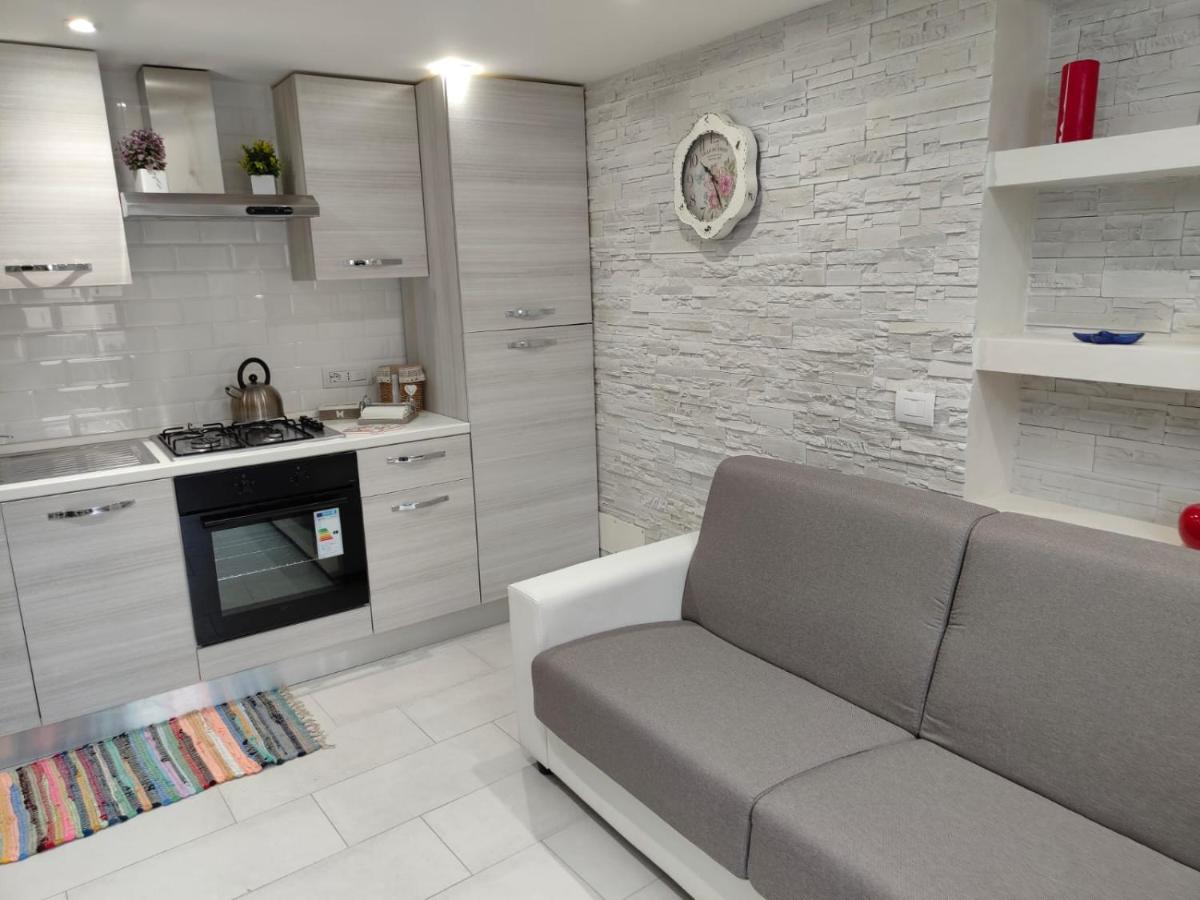 Apartamento Il Geco Nápoles Exterior foto